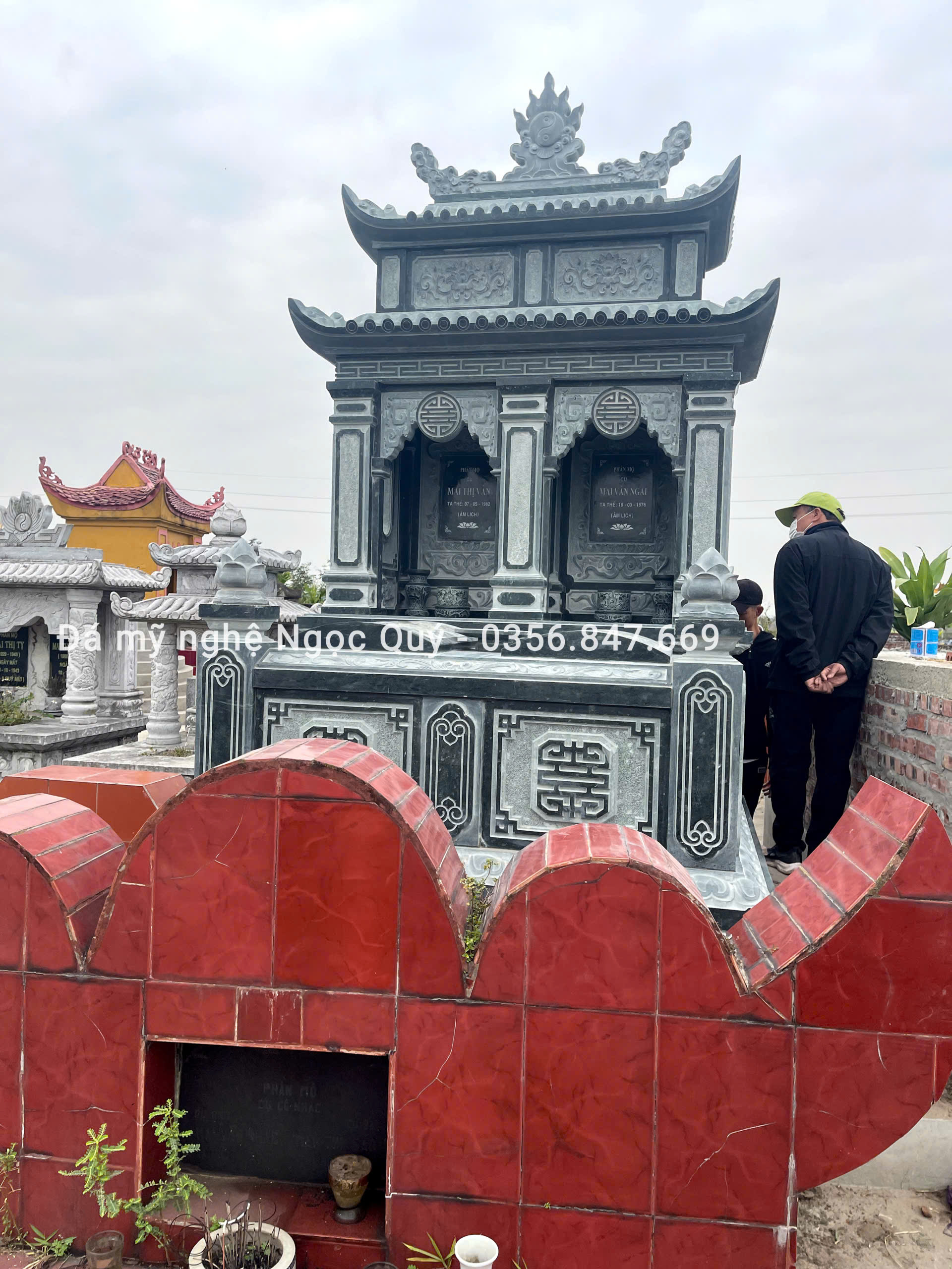 MỘ ĐÁ ĐÔI HAI MÁI NQ01